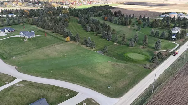 53022 253rd AVE, Plainview, MN 55964