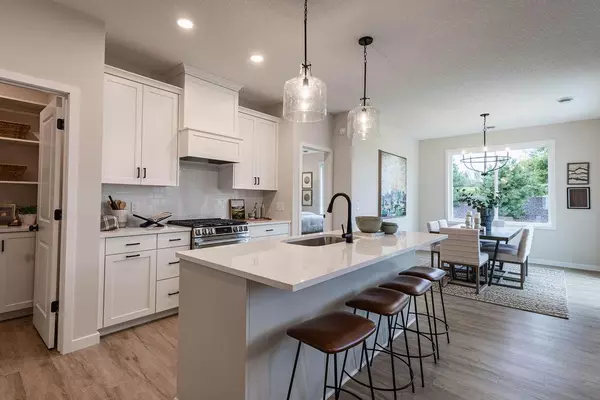 Lakeville, MN 55044,11582 202nd ST W