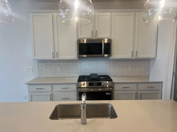 Blaine, MN 55449,13267 Hupp CT NE