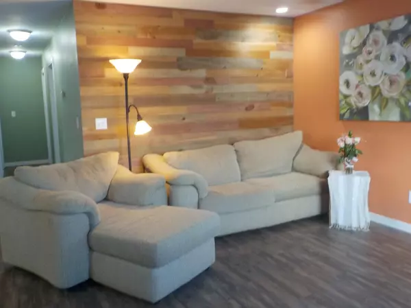 Wahpeton, ND 58075,120 N 2nd AVE N