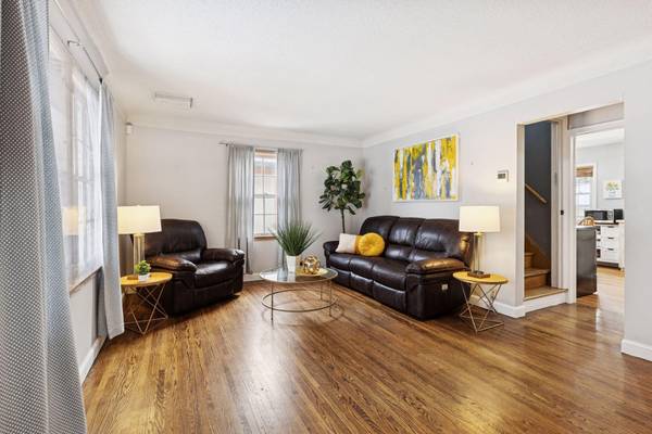 3833 Noble AVE N, Robbinsdale, MN 55422