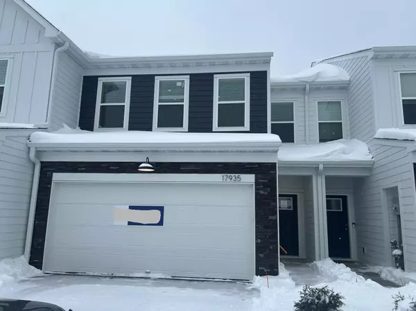 17935 Genoa DR, Lakeville, MN 55044