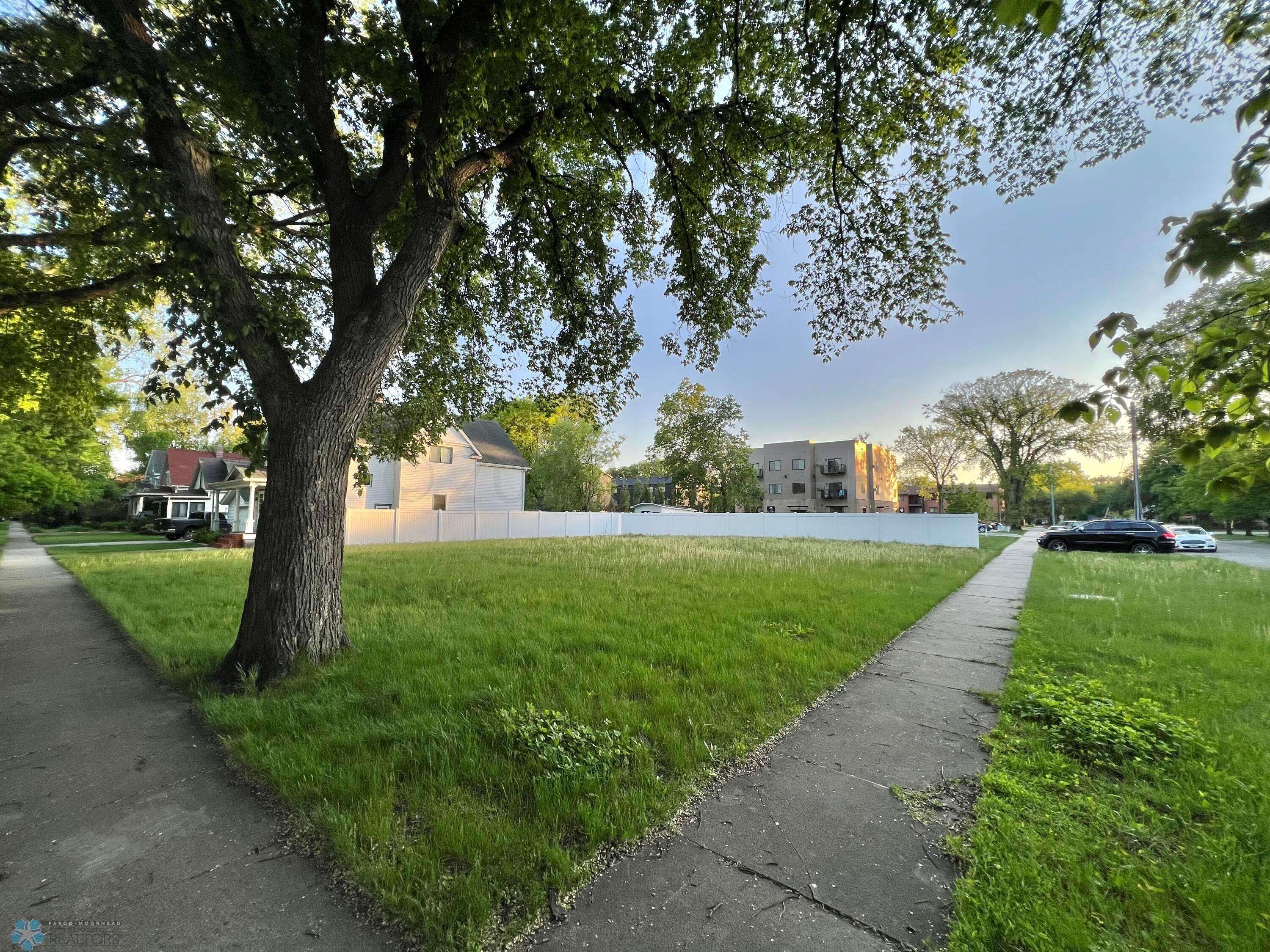 Moorhead, MN 56560,603 9TH ST S