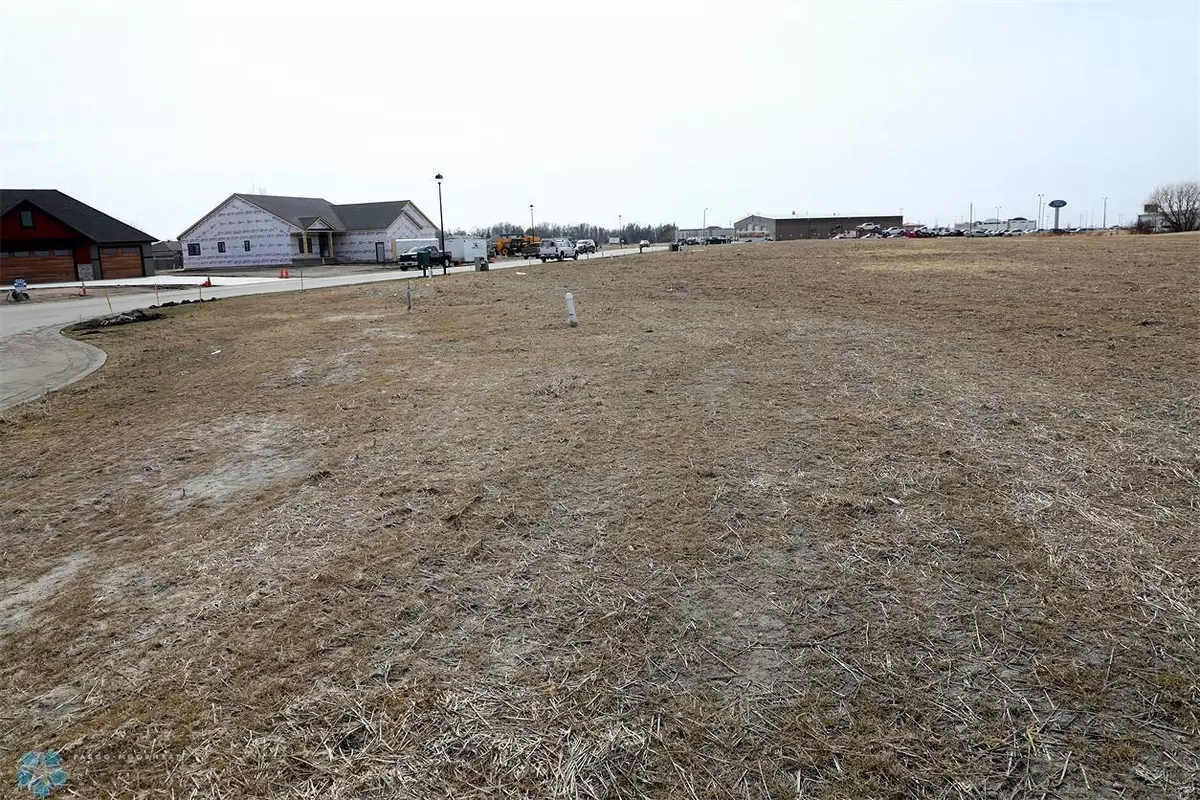 Wahpeton, ND 58075,1855 MAGNOLIA CT