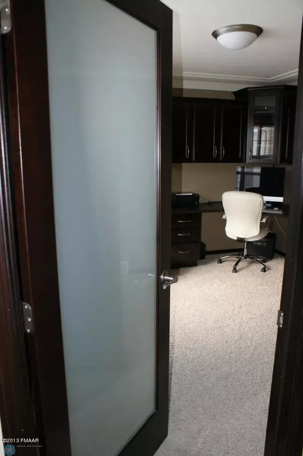 Moorhead, MN 56560,1518 35TH ST CIR S