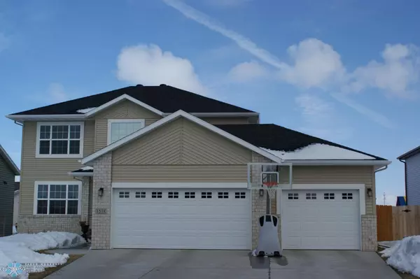 Moorhead, MN 56560,1518 35TH ST CIR S