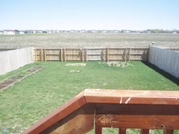 Fargo, ND 58104,6236 23RD ST S