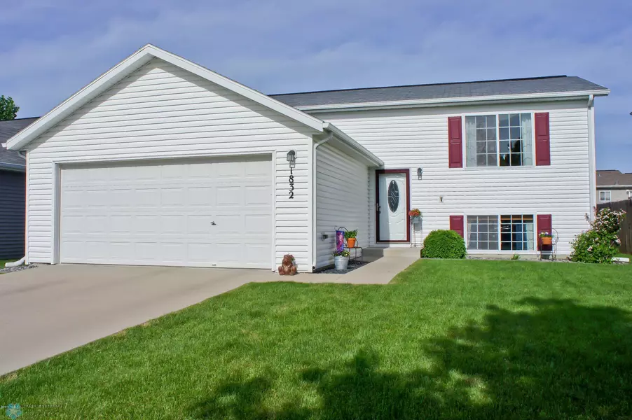 1832 13TH ST E, West Fargo, ND 58078