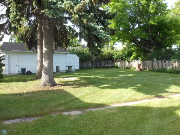 Dilworth, MN 56529,10 3RD ST NE
