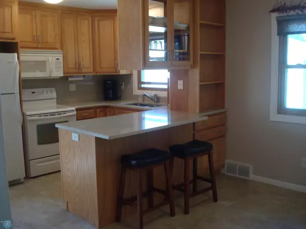 Fargo, ND 58103,1517 12 ST S