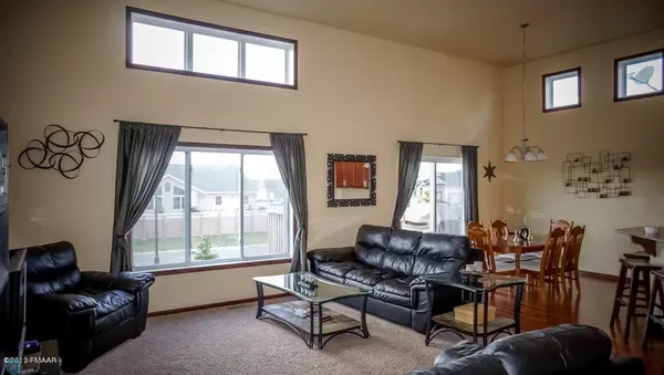 Fargo, ND 58104,4165 CLUBHOUSE DR S