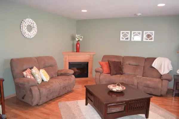 Moorhead, MN 56560,408 20TH ST N