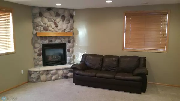 Fargo, ND 58104,4119 53RD ST S