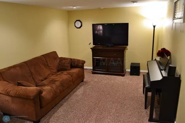 Moorhead, MN 56560,1214 8TH ST N