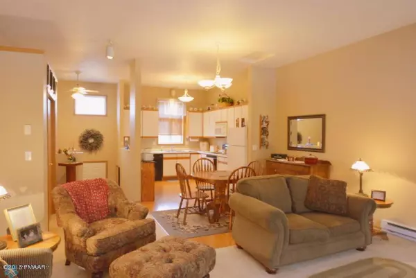 Fargo, ND 58102,821 37TH AVE N