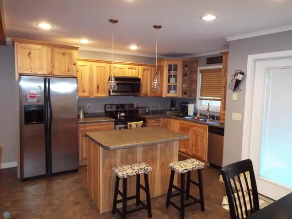 Fargo, ND 58103,1746 15 ST S