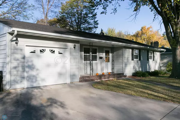 Moorhead, MN 56560,1813 16TH ST S