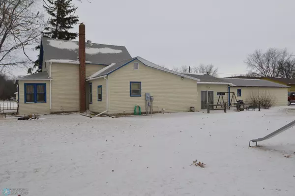 Hunter, ND 58048,214 1ST ST E