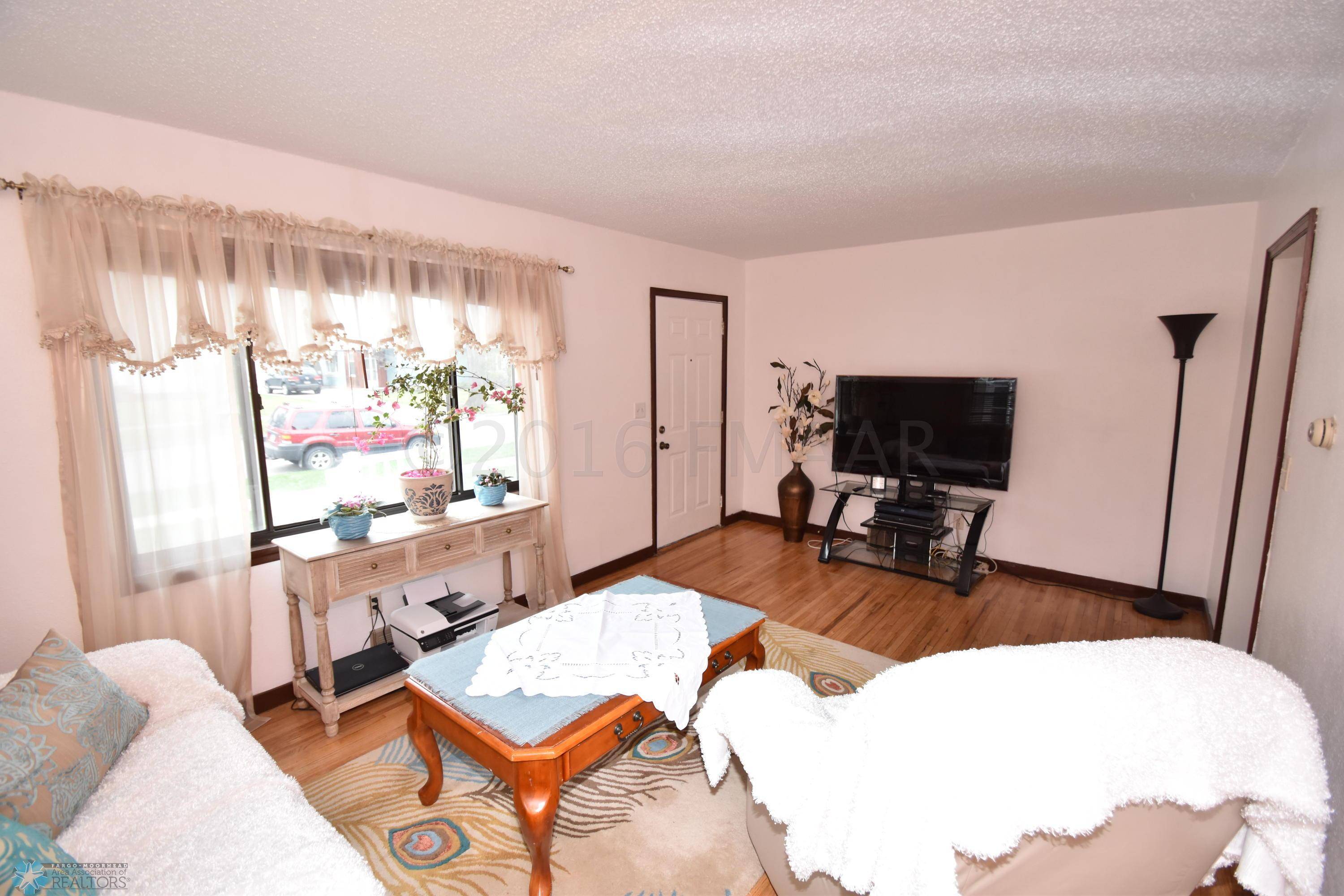 Fargo, ND 58103,1618 6 ST S