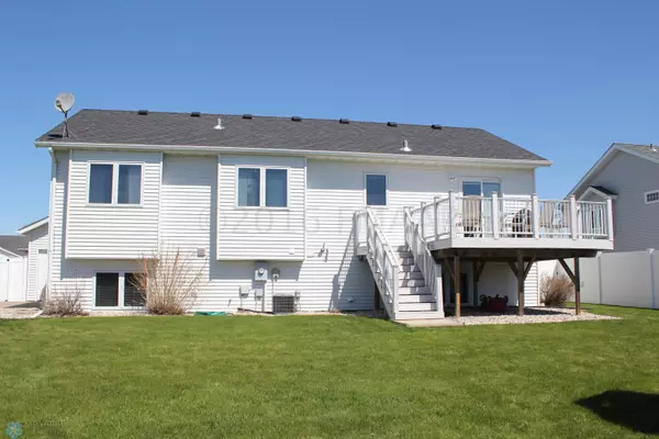Fargo, ND 58104,3436 44 AVE S