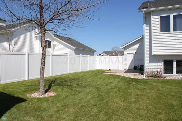 Fargo, ND 58104,3436 44 AVE S