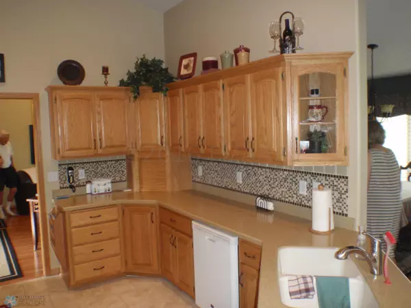 Moorhead, MN 56560,901 30TH ST S