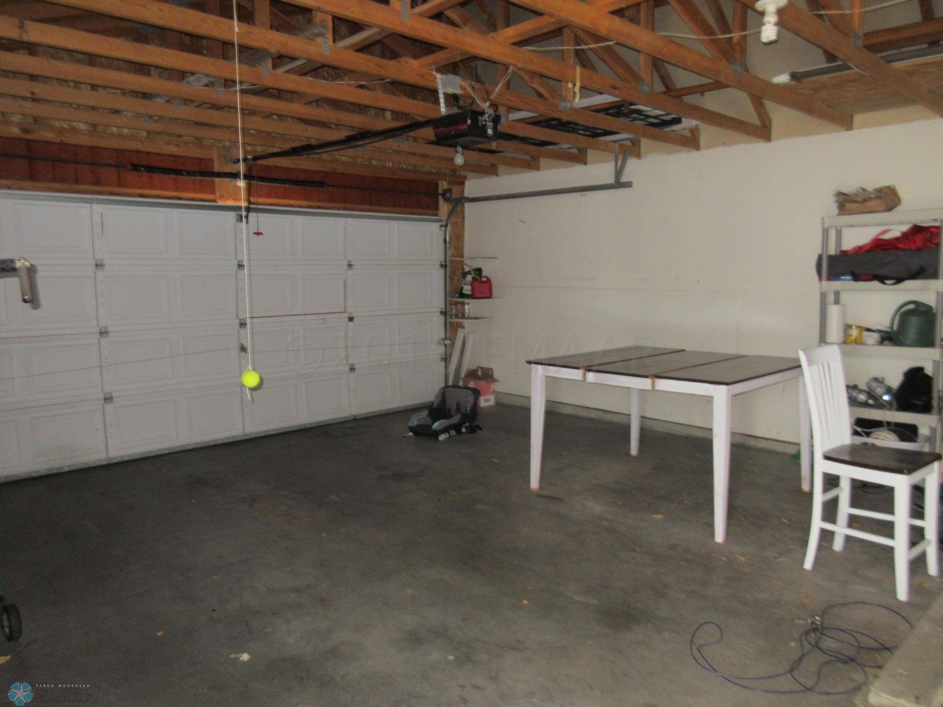 Fargo, ND 58103,3116 18 ST S