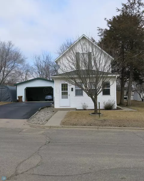 608 STATE ST W, Detroit Lakes, MN 56501