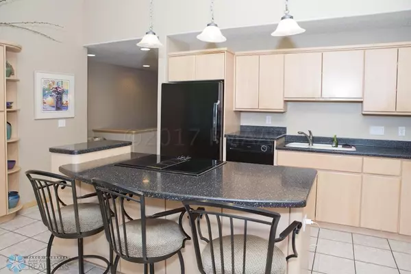 Fargo, ND 58104,1142 EAGLE PARK DR S