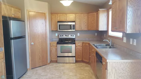Fargo, ND 58104,5223 47 AVE S