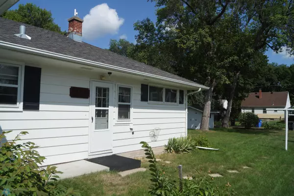 Fargo, ND 58102,1613 4 ST N