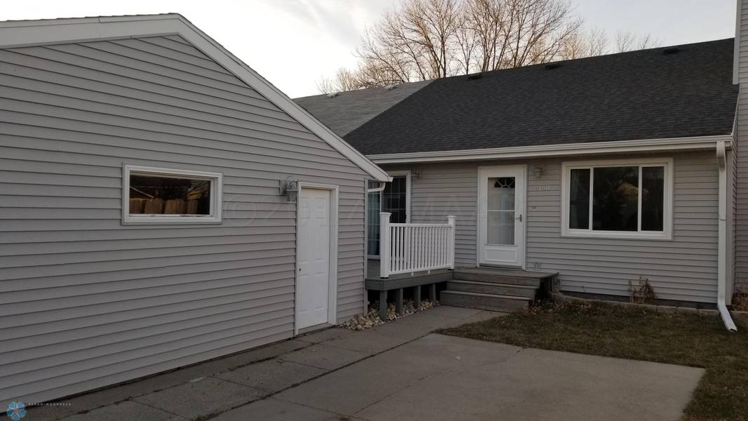 2140 4 AVE E, West Fargo, ND 58078