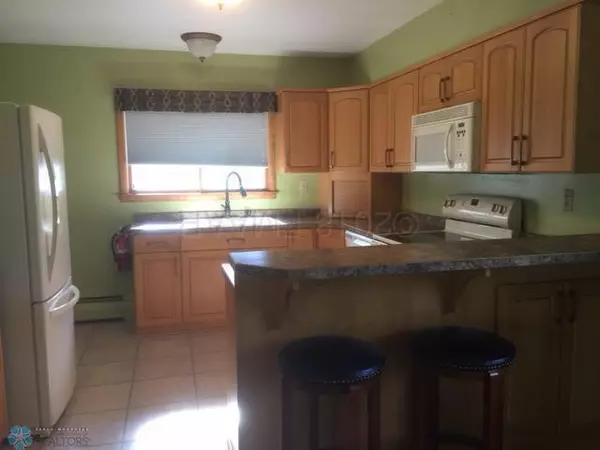 Fargo, ND 58102,301 27TH AVE N