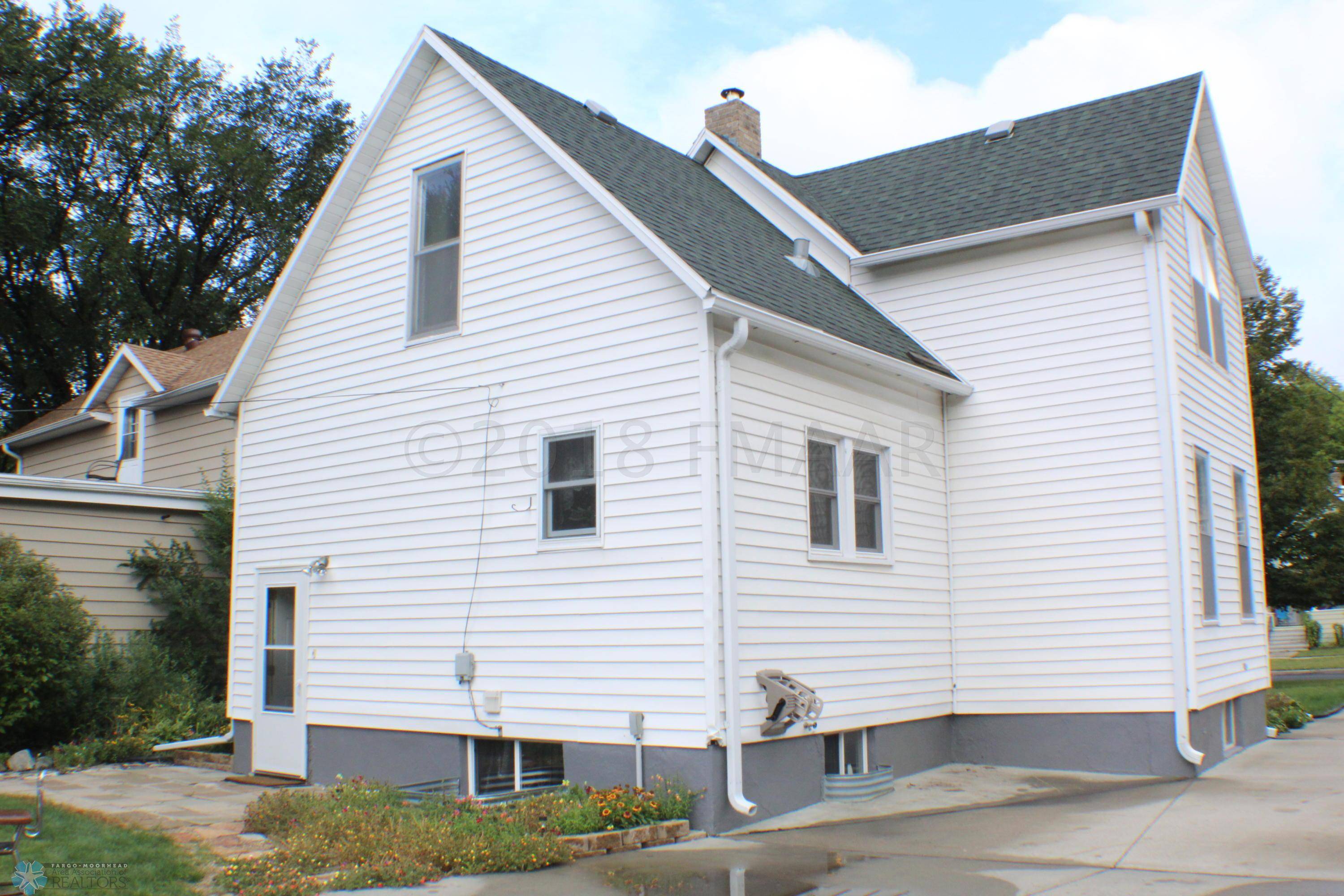 Fargo, ND 58103,1440 8TH AVE S