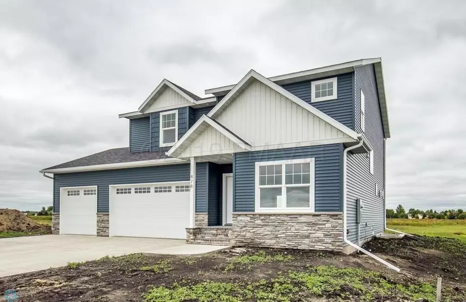 478 HAMPTON DR W, Moorhead, MN 56560