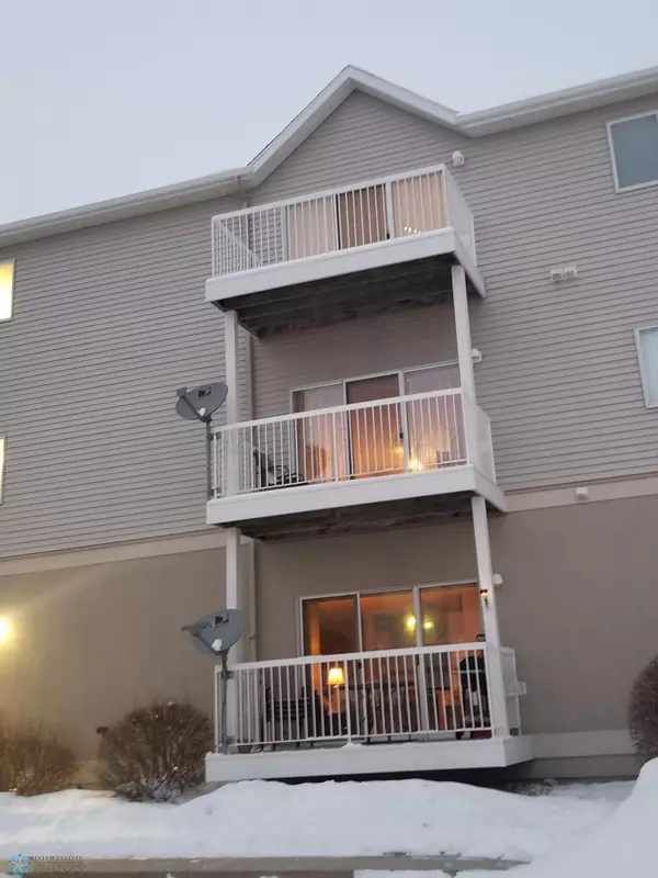 Fargo, ND 58104,3401 28TH ST S #110