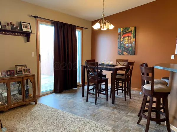 Fargo, ND 58104,4786 51 ST S