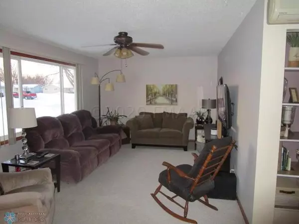 Wahpeton, ND 58075,1636 5TH ST N