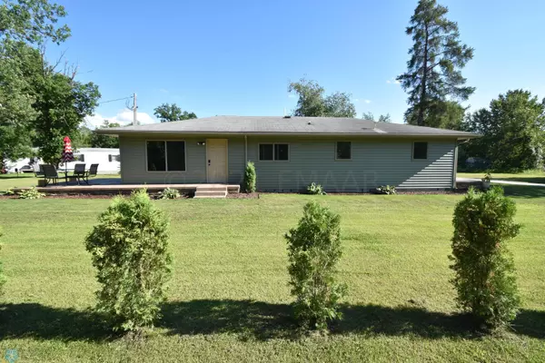 Baudette, MN 56623,2821 RIVERVIEW DR NW