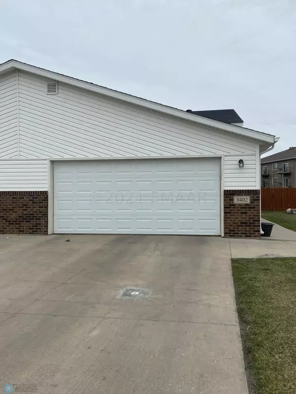 3402 16TH ST S, Moorhead, MN 56560