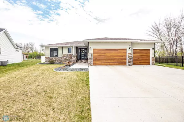 Fargo, ND 58104,6264 63 AVE S