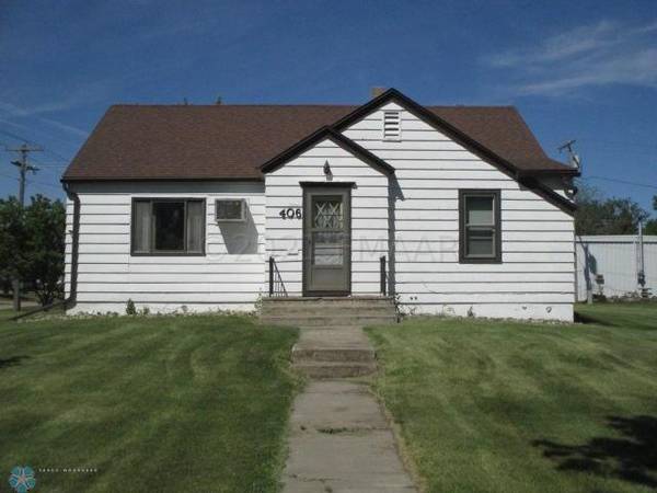 406 2ND ST S, Fairmount, ND 58030