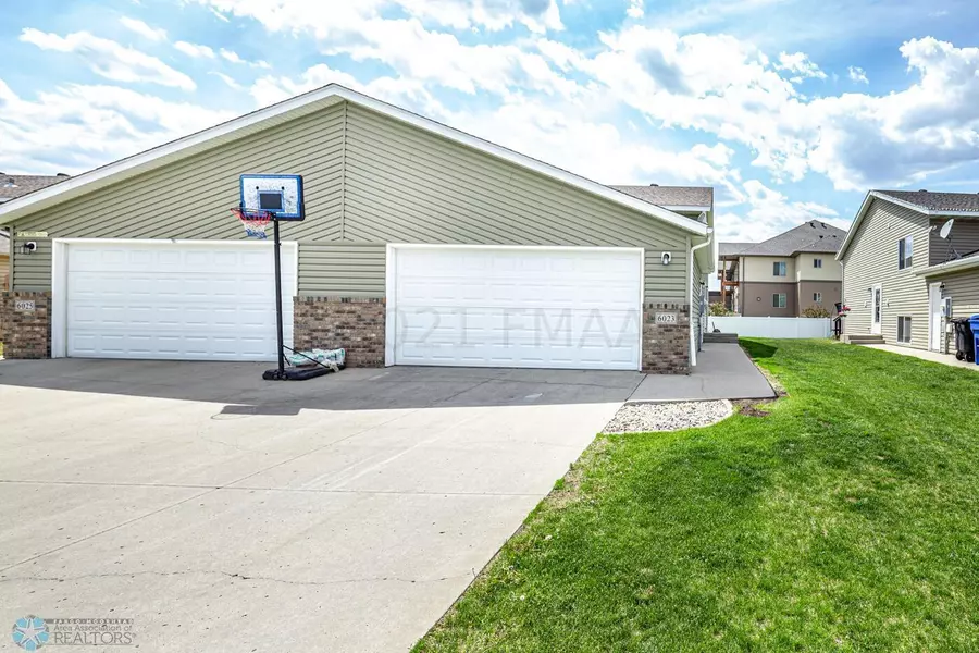 6023 35 ST S, Fargo, ND 58104