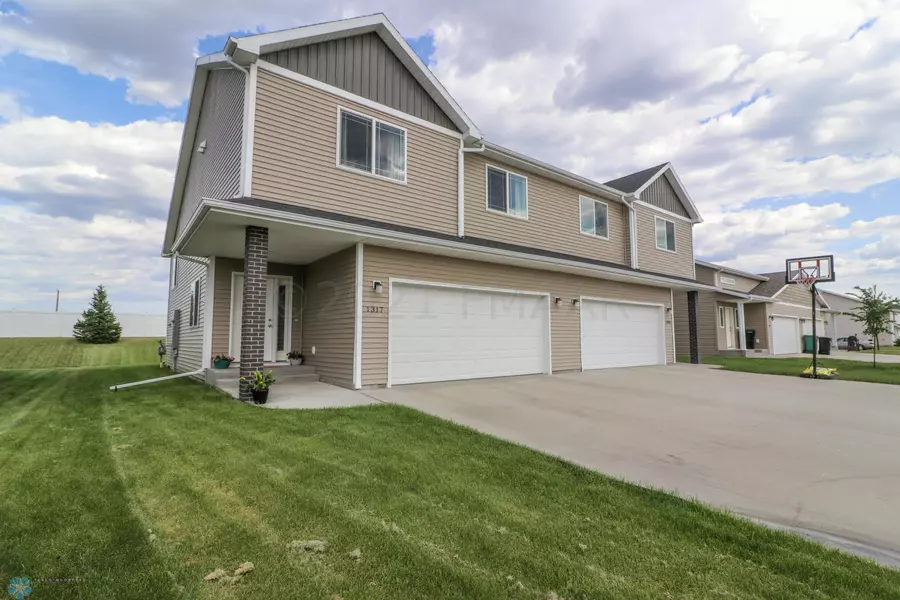 1317 4TH ST NW, West Fargo, ND 58078