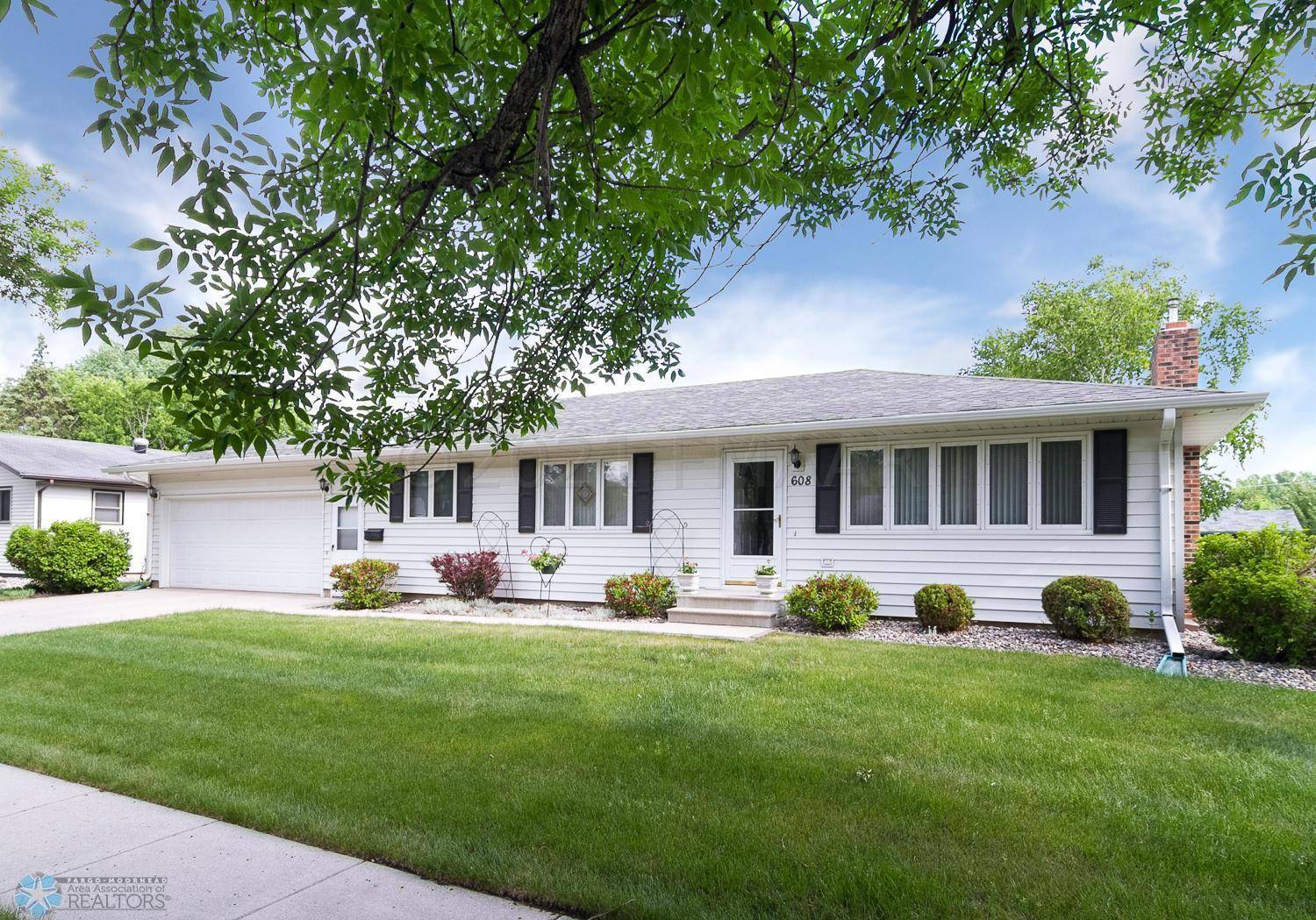 608 3 AVE W, West Fargo, ND 58078