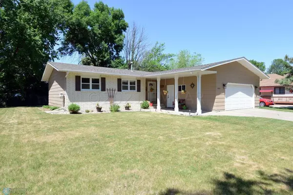 Fargo, ND 58102,2826 ELM ST N