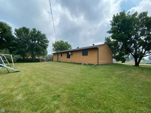 Glyndon, MN 56547,104 7 ST SE