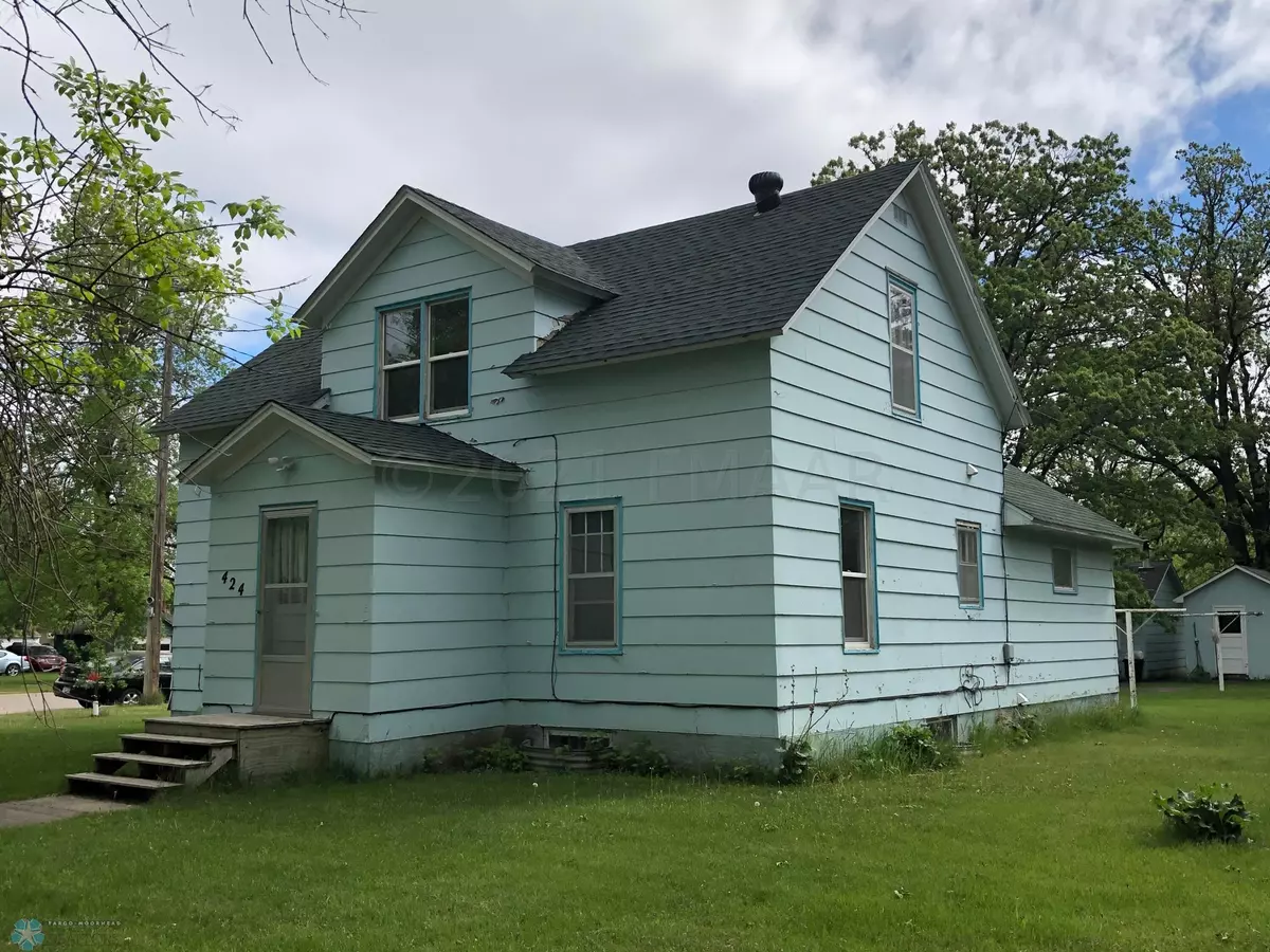 Mahnomen, MN 56557,424 2ND ST NW