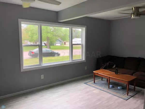 Mahnomen, MN 56557,424 2ND ST NW