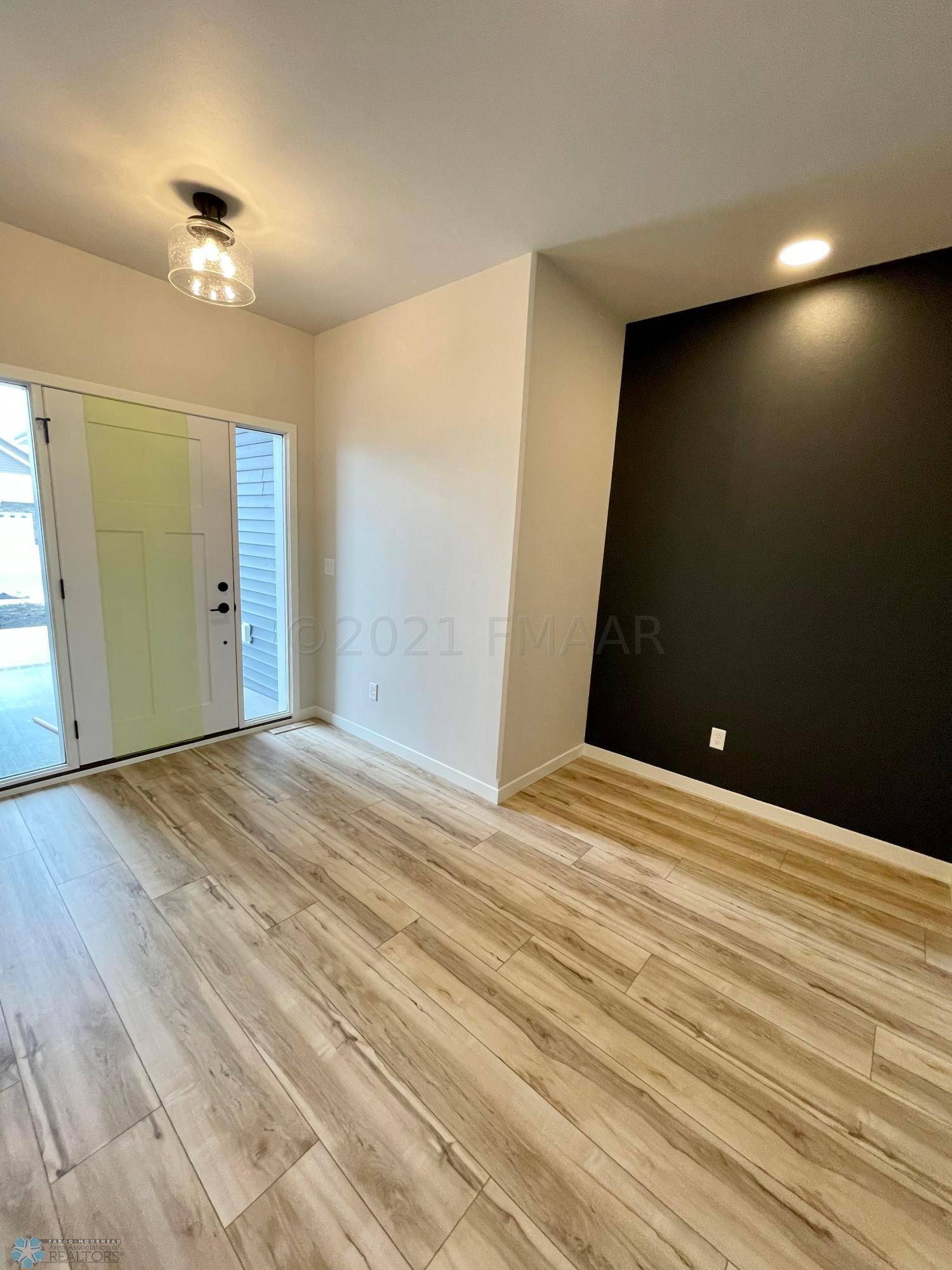 West Fargo, ND 58078,1030 51ST AVE W